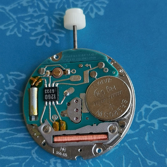 Original ETA 555.415 quartz watch movement with 3 hands and date at 3, vintage stock