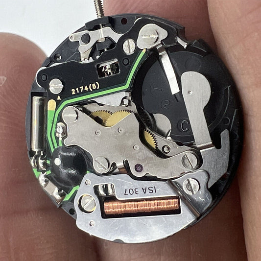 ISA 307 quartz watch movement with date at 6, brand new old stock for precise timekeeping