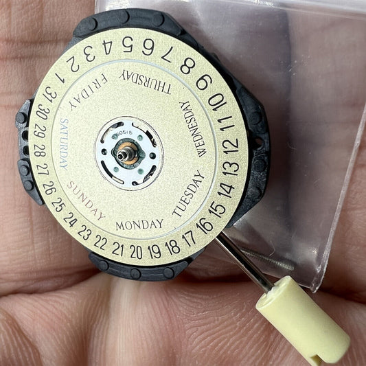 Original Japan 7N33 quartz watch movement with double calendar and golden disk, vintage stock