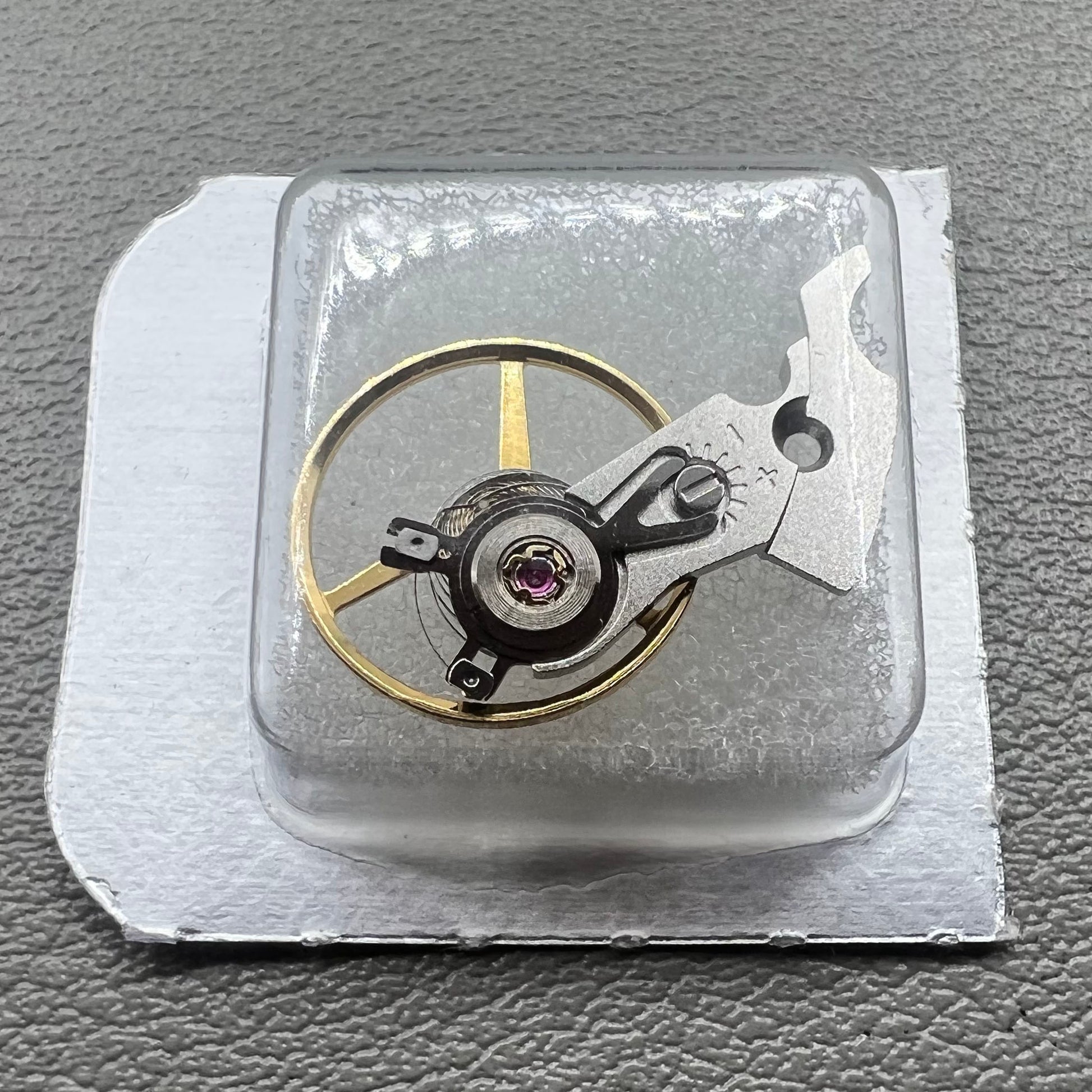 Seagull watch balance wheel with silver splint, compatible with ETA 2824, 2836, 2834 movements, precision component.