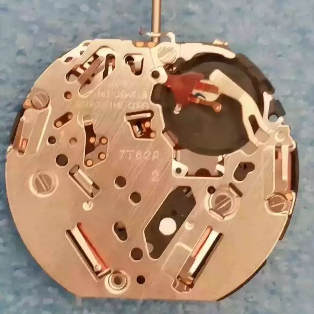 Seiko 7T82A quartz movement watch part, original Japan made for precise repair and replacement.