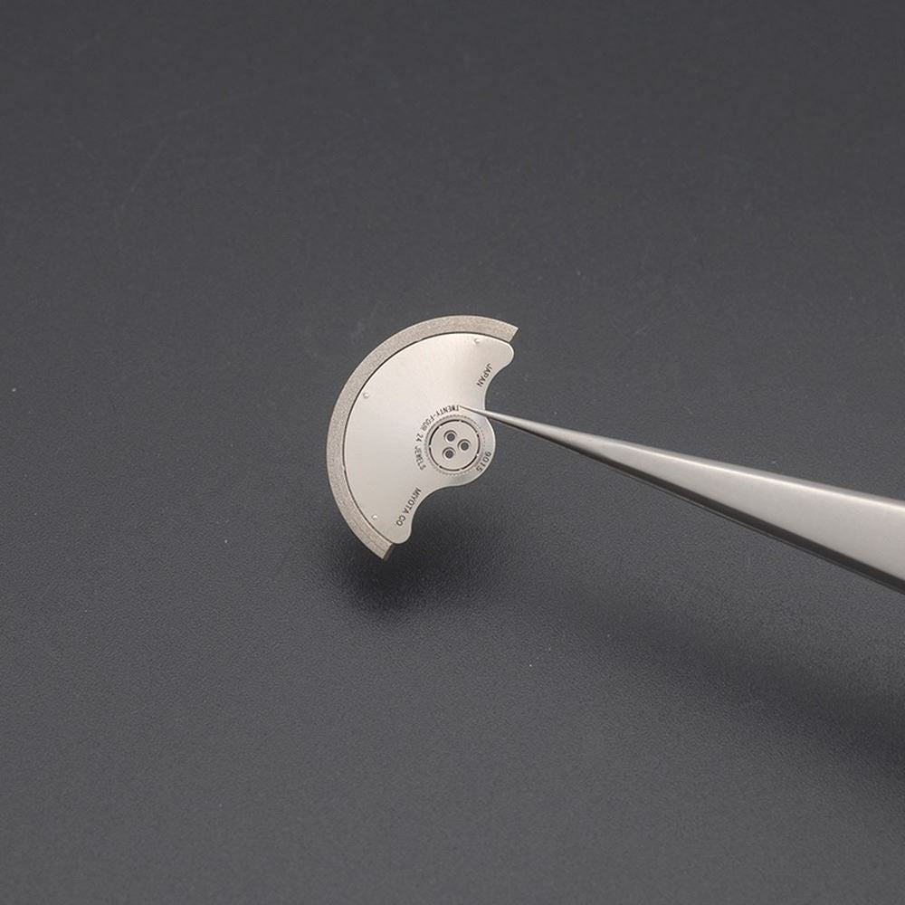 Japan 9015 watch movement rotor replacement, ensuring precise timekeeping and smooth winding performance.