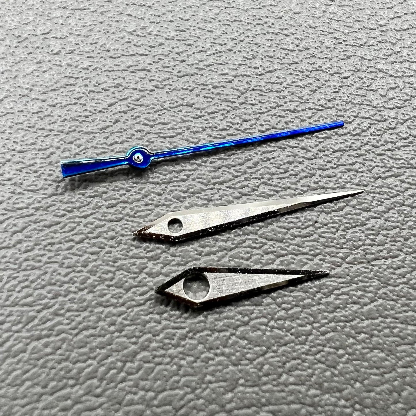 Silver and blue brushed watch hands set for NH35/36, 12.5mm, no lume, precision hemmed.