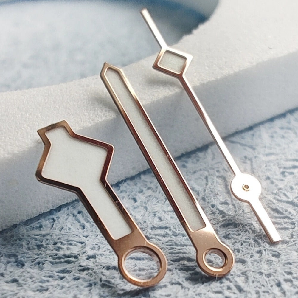 Aiguilles de montre C3 BGW-9 à finition dorée rose et luminescente bleue pour NH34, NH35, NH36, NH38