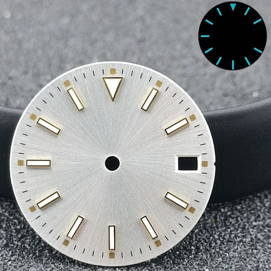 Silver 28.5mm watch dial with blue luminous markers and calendar, metal golden nails for NH35 movement.