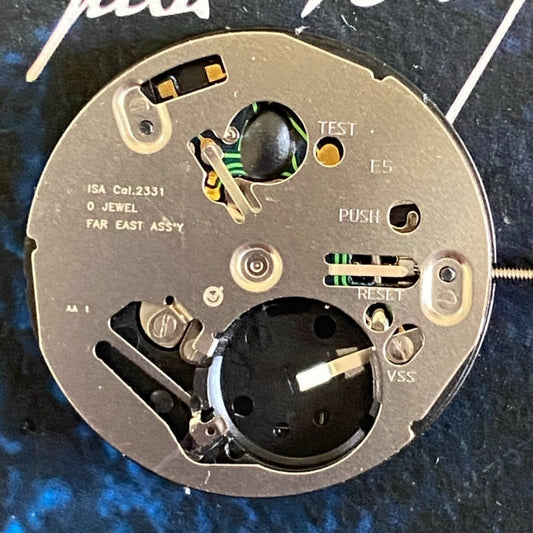 Swiss Made ISA 2331 quartz watch movement with 3 hands and date at 3, ideal for repairs and custom builds.