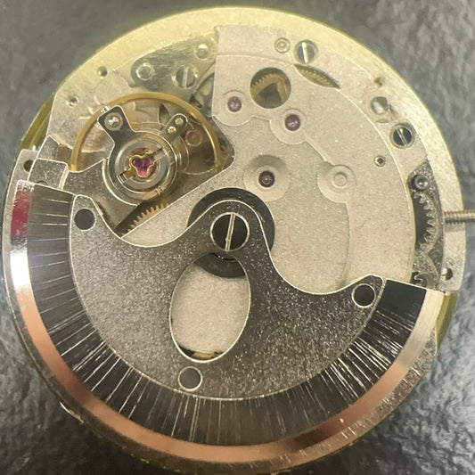 Mingzhu kinetic mechanical watch movement with 3 hands, showcasing multifunctional energy display.