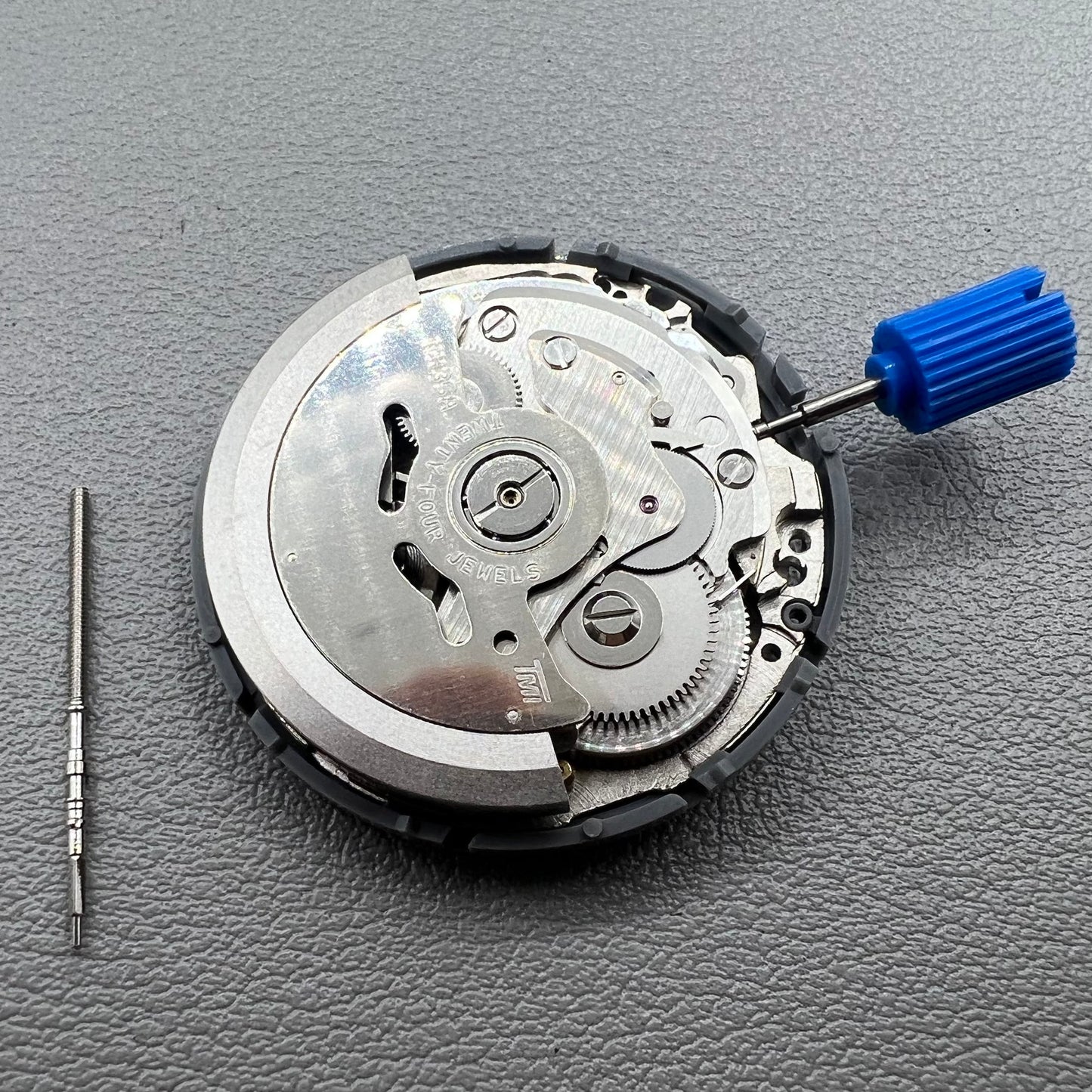 Japan NH35 NH35A Golden Date Automatic Mechanical Movement SKX007 Crown@3.8