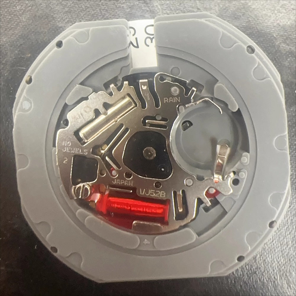 Japan Made Epson VJ52B watch movement showing quartz 3 hands with big date display, perfect for precise timekeeping.