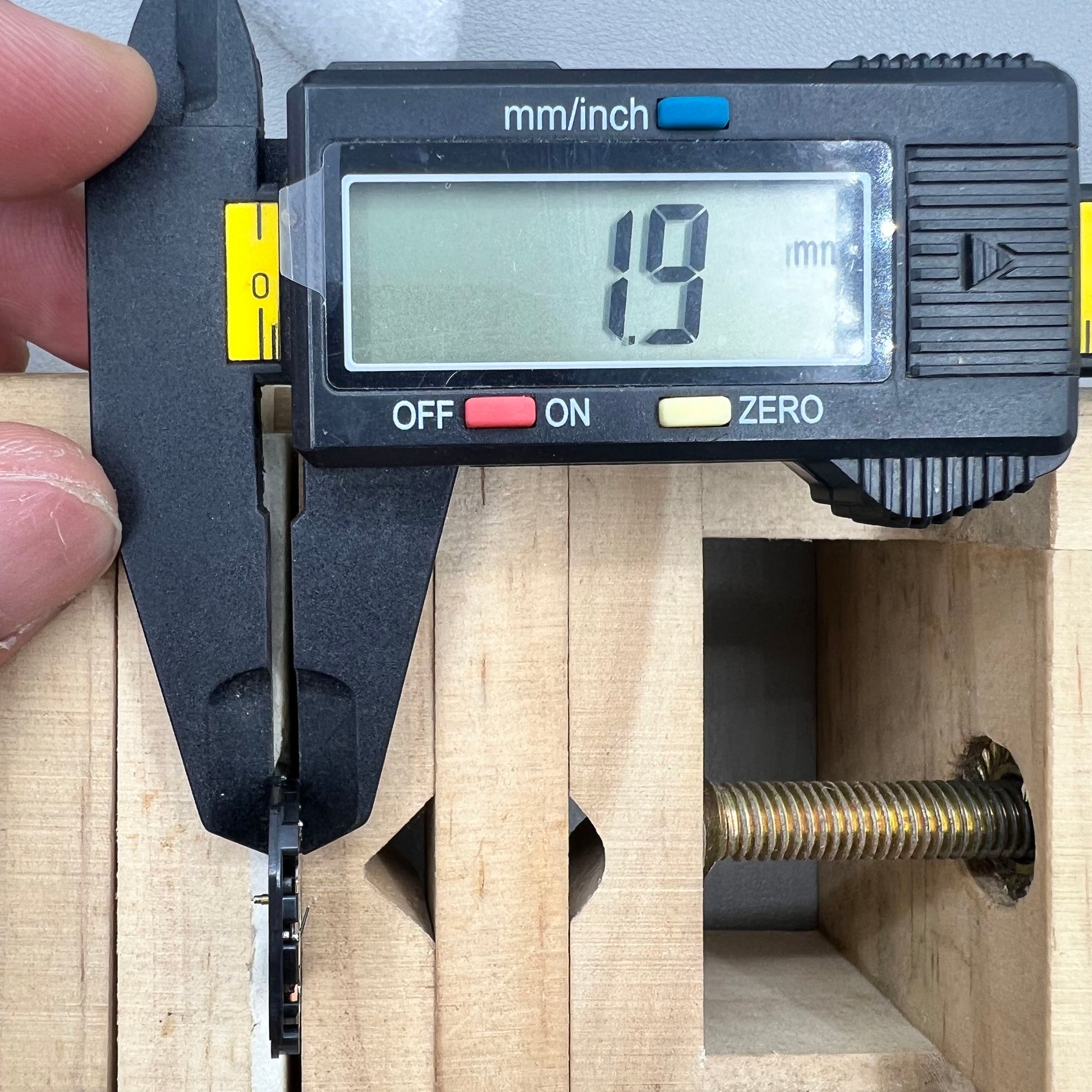 Seiko 7N21C quartz movement for watches, original Japan quality, precise timekeeping mechanism