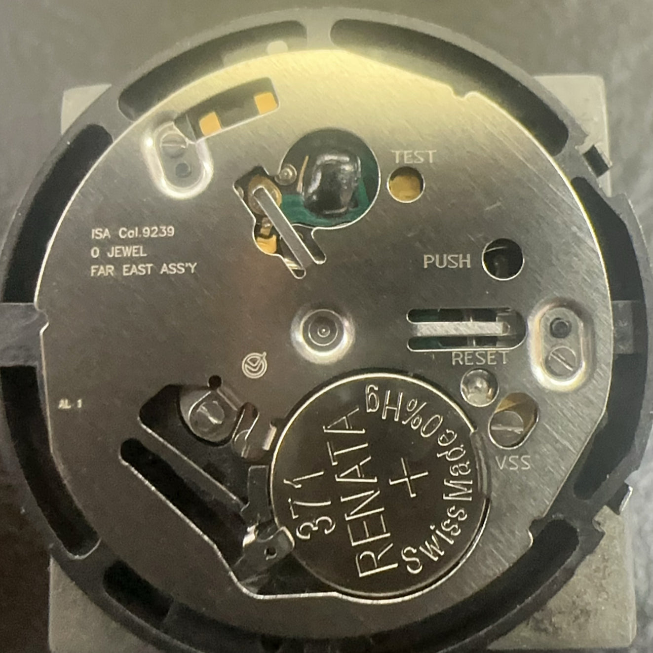 Swiss Made ISA 9239 multifunctional quartz watch repair part with 3 hands and 3 eyes for precise timekeeping