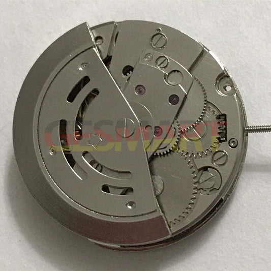 Dandong 7120 automatic watch with 3 hands and single calendar, China-made precision accessory.