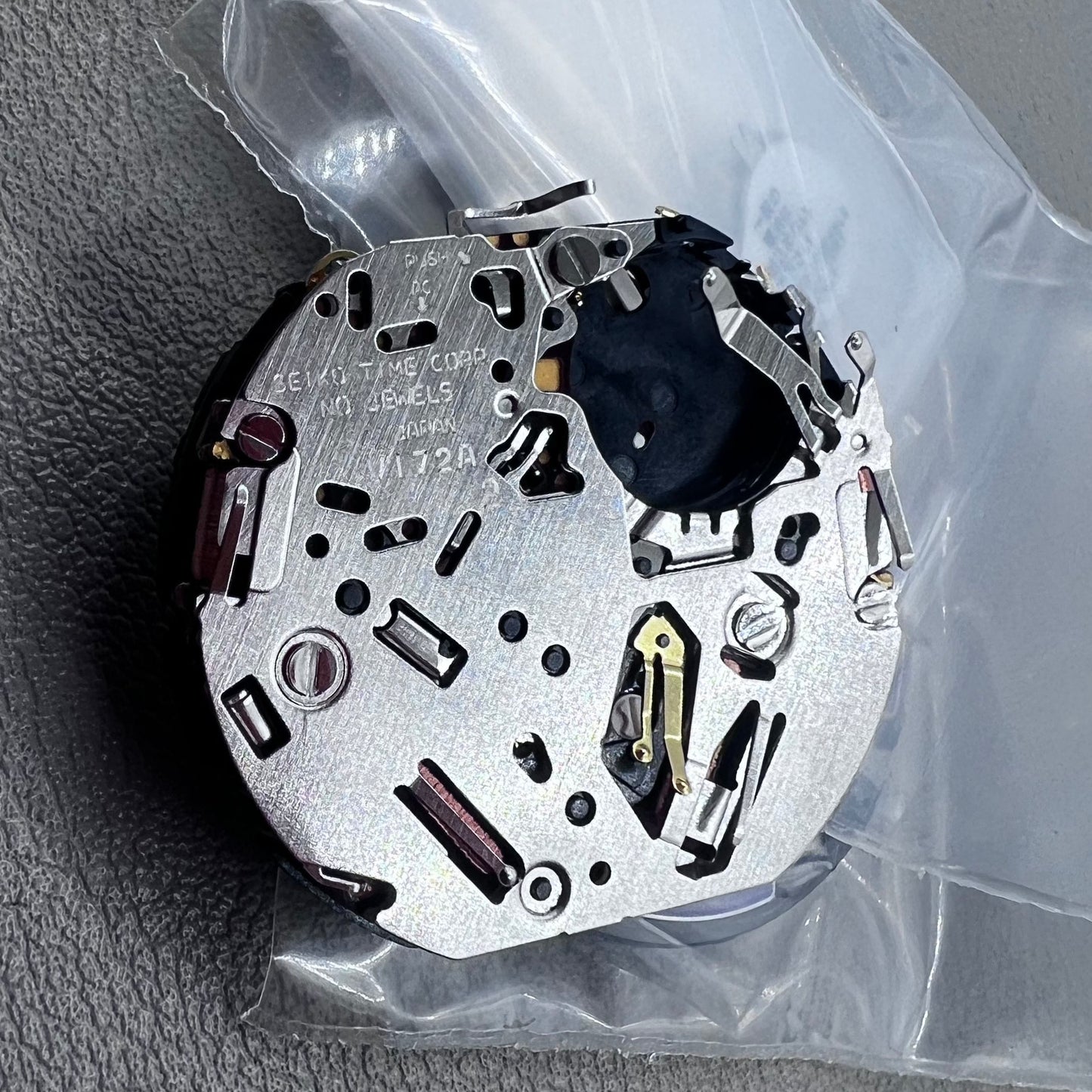 Japan Seiko V172A Watch Quartz Movement