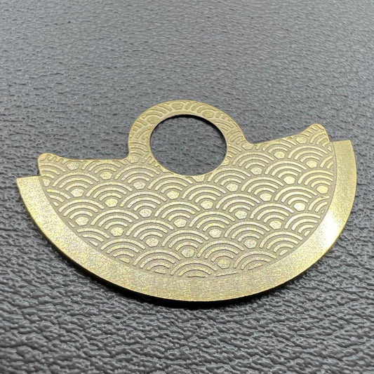 Golden Wave metal rotor overlay designed for NH35 NH36 movement, enhancing watch accessory style and functionality.