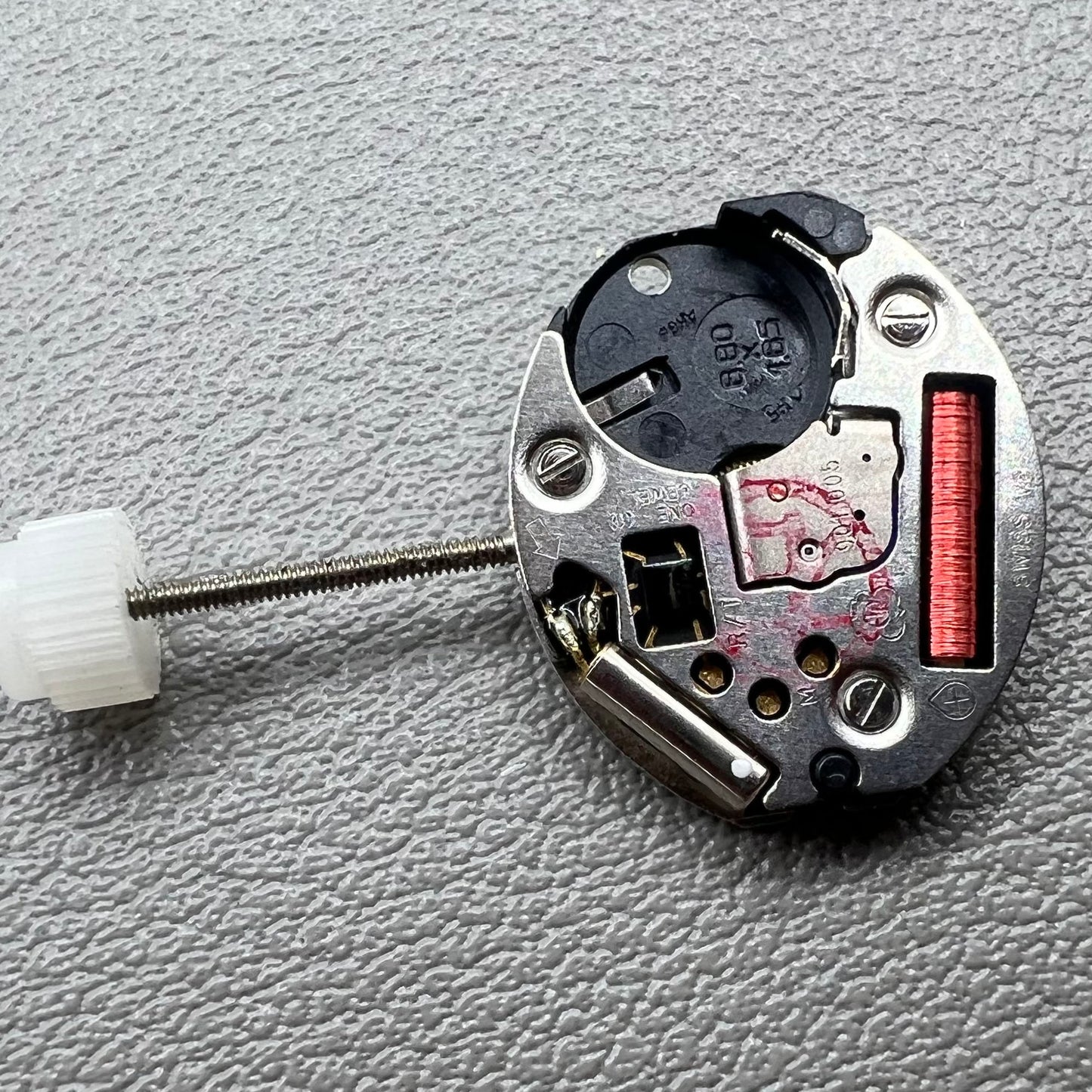 Swiss ETA 901.005 quartz watch movement with 2 hands, precise timekeeping by ETA.