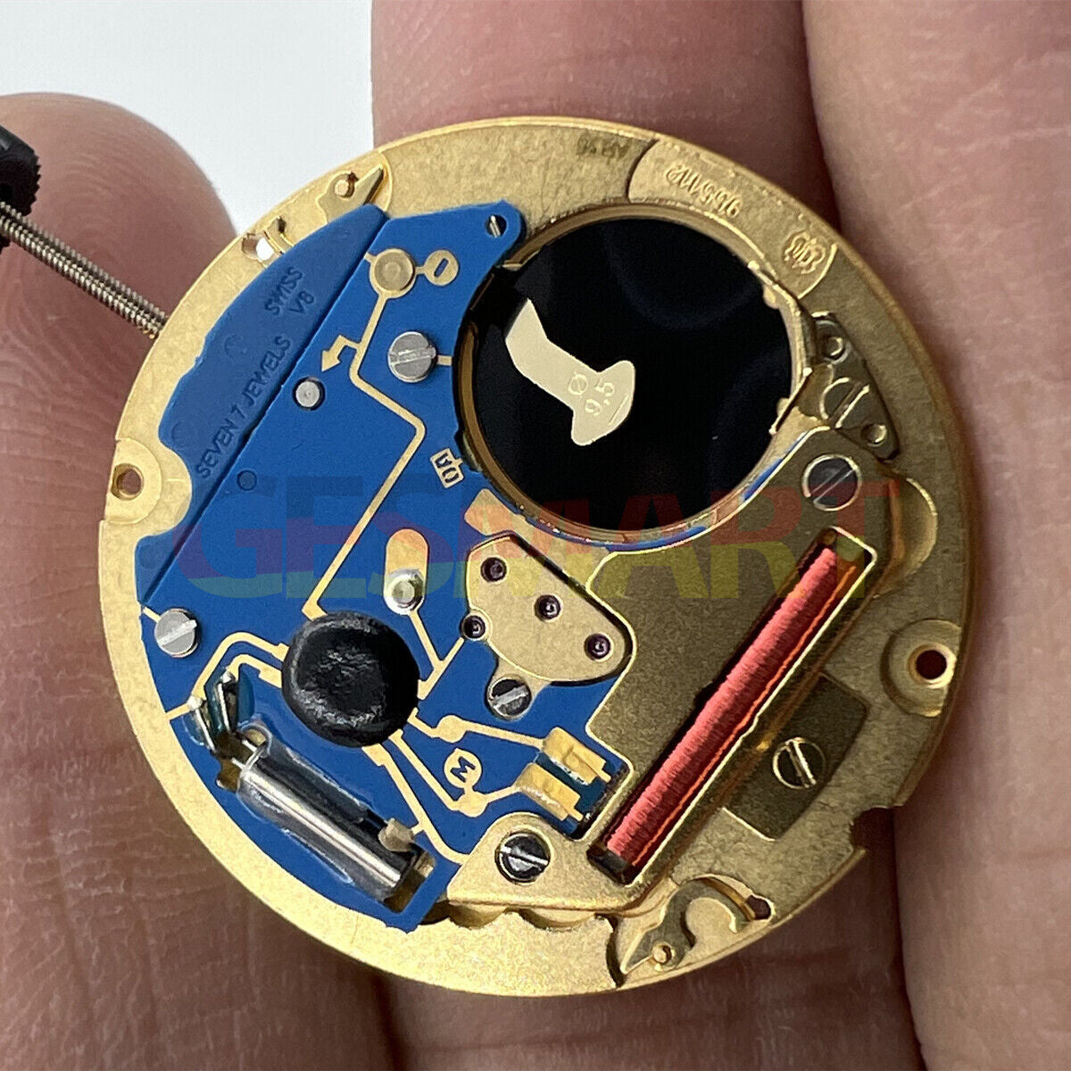 Swiss-made ETA 955.112 quartz watch with 3 hands, date at 3 o'clock, smooth silver dial.