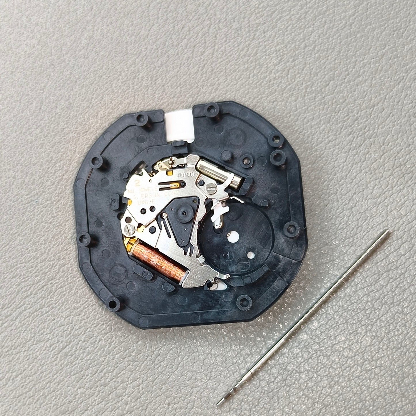 Japan Hattori Epson VX63 VX63E Watch Quartz Movement Date@3