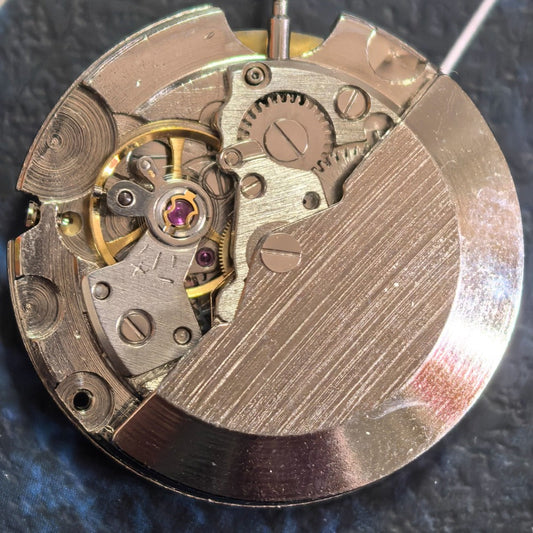 China Made ST6 GNT White Disk Mechanical Movement 3 Hands Date At 3