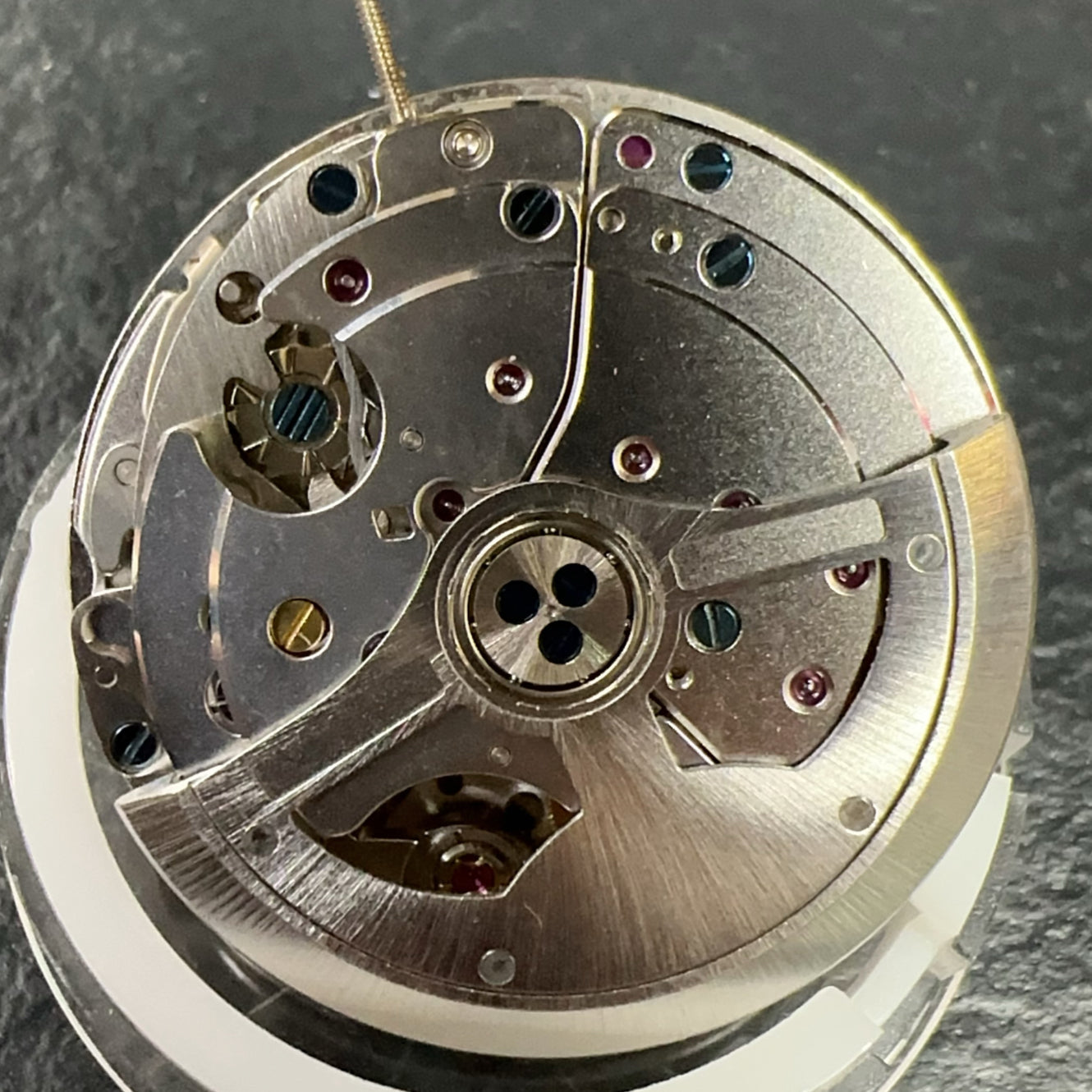 China Made SL4801 4130 mechanical watch part, precision multifunctional movement replacement component.