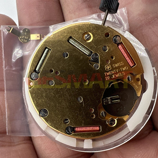 ETA 251.272 Swiss made quartz watch movement with 3 hands and date at 4, golden finish