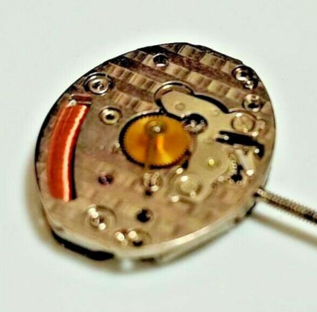 Silver ISA 257 quartz watch repair part compatible with 258/130 models for precise timekeeping.