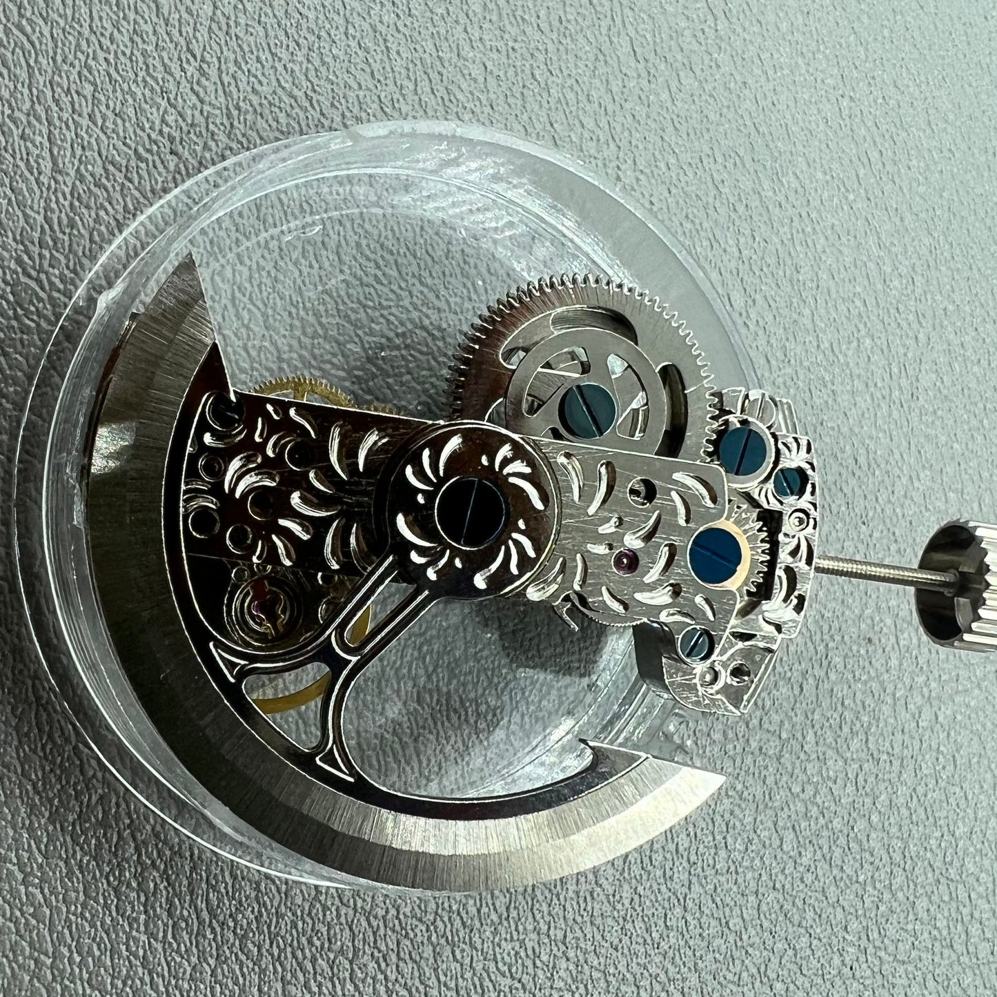 LG0801BS silver long pendulum watch wheel showcasing automatic mechanical movement and sleek design.