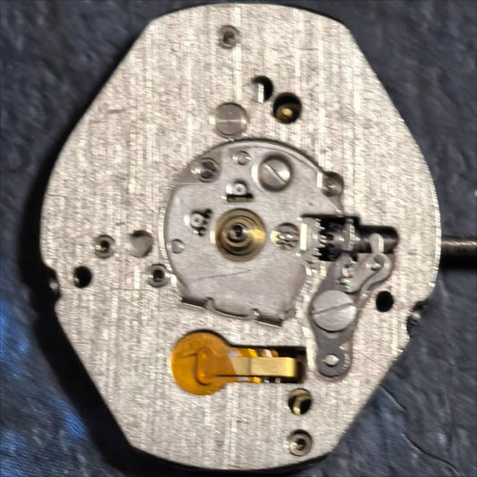 Frech FE6120 Quartz Movement 3 Hands Green Circuit Board Old Stock