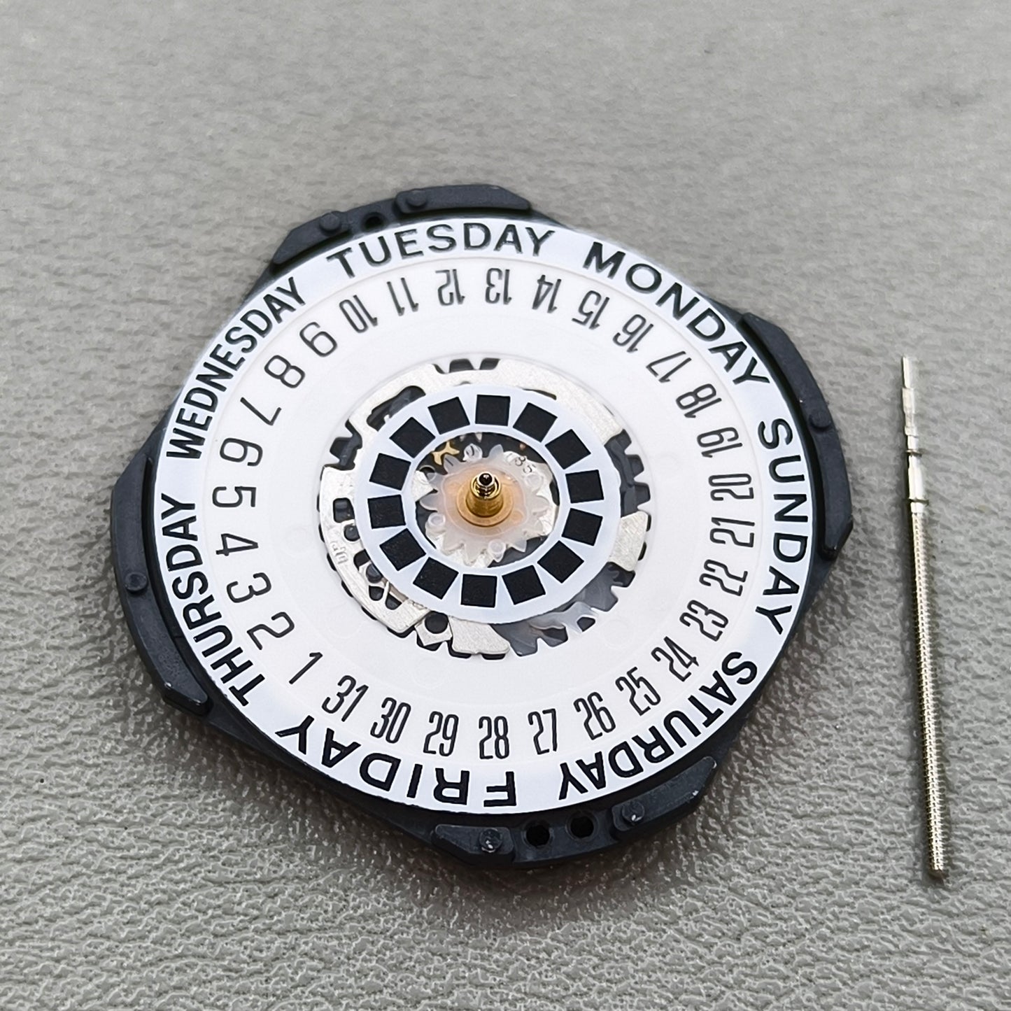 Japan Hattori Epson TMI VX44 VX44E Watch Quartz Movement Dial White