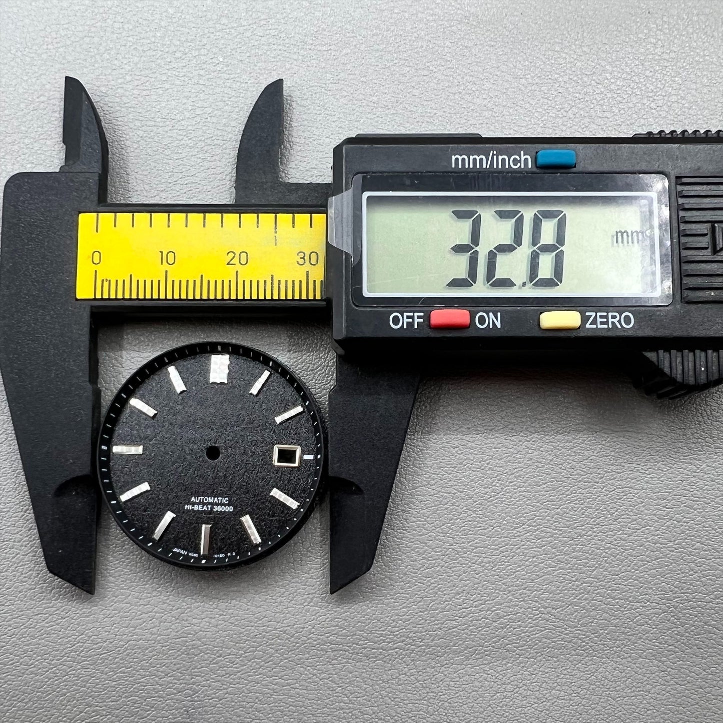 NO Lume black Datejust 33mm watch dial, compatible with NH35 NH36 movements, stylish replacement accessory.