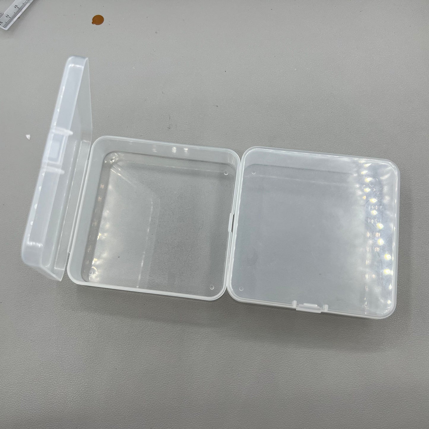 10 PIECES Mini Square Toolbox Box Container Storage Case Hinged Lid (2.8x9.5x9.5cm)