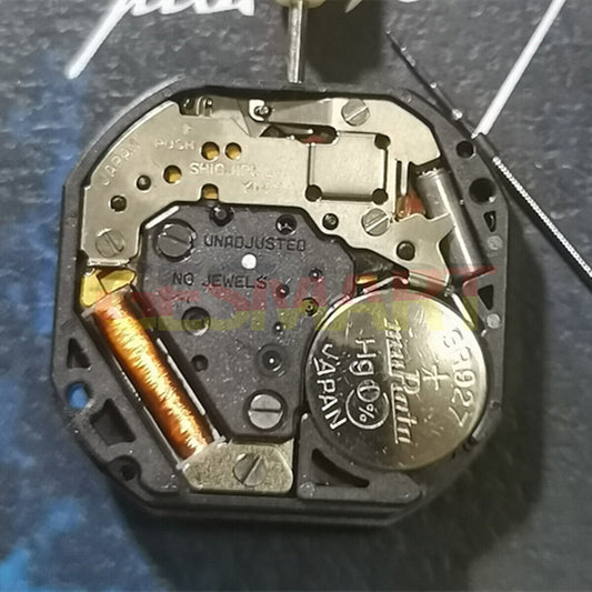 Japan Made YL49 quartz watch movement with 3 hands, day date function, ideal for repairs and replacements.