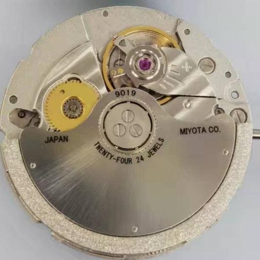 Miyota 9019 ultrathin automatic watch movement by Japan Made, date display at 3 o'clock.