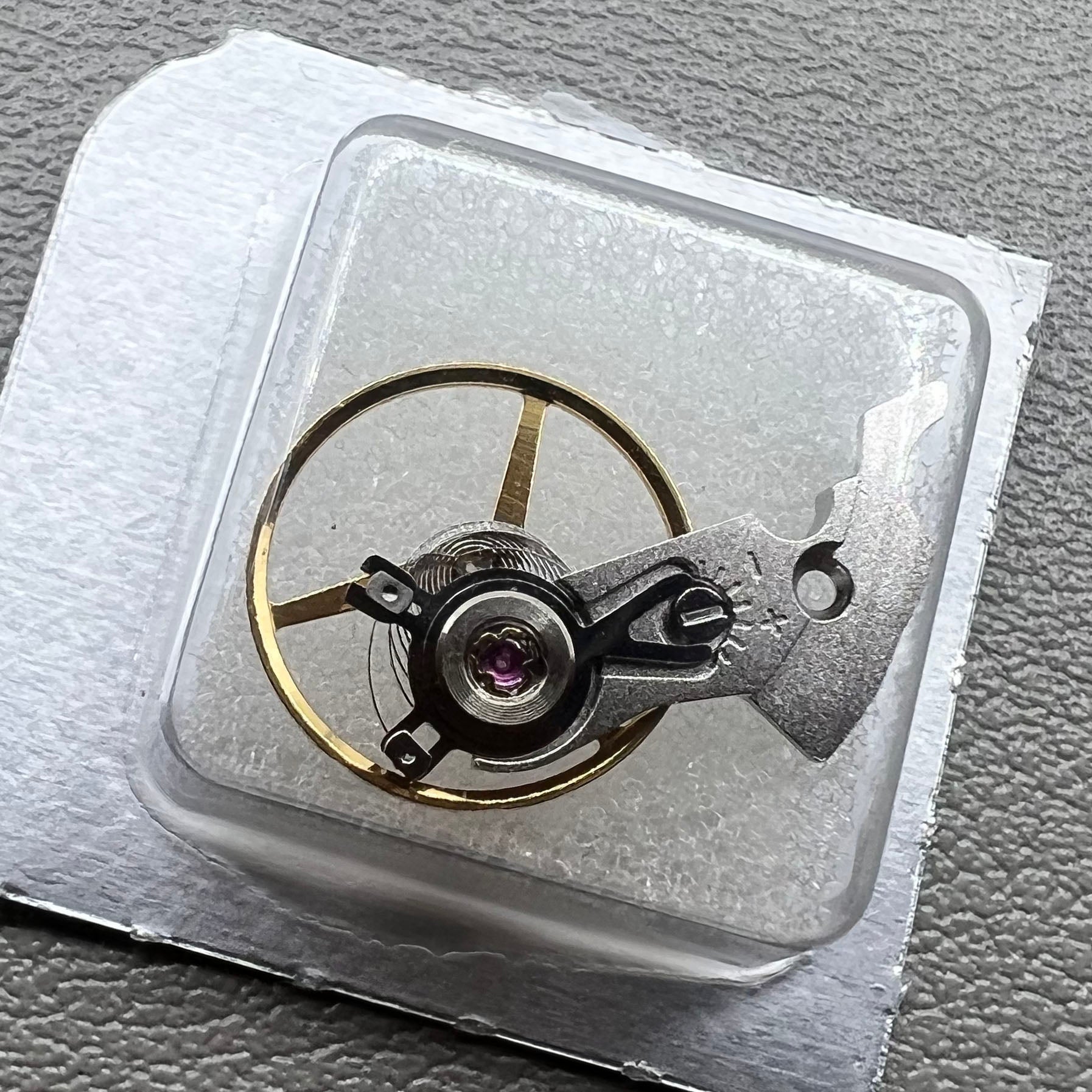 Seagull watch balance wheel with silver splint, compatible with ETA 2824, 2836, 2834 movements, precision component.