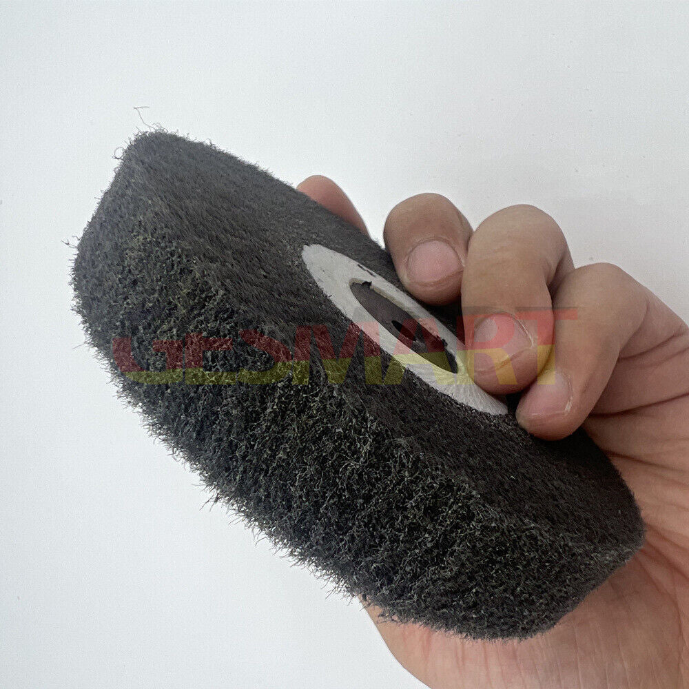 Bergeon 6085-E4 ultra fine abrasive wheel for satin finishing watch metal surfaces, perfect for precise detailing.