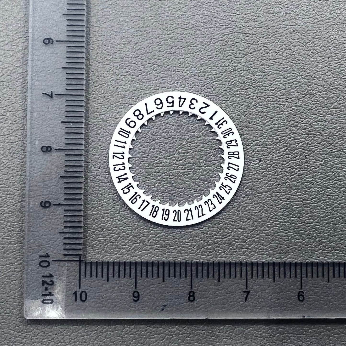 White date disk wheel for NH34 NH35 watch movement, showing date at 6 o'clock position