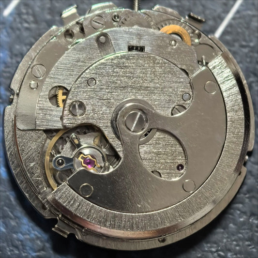 Seagull T16 mechanical watch movement with big date display at 12, multifunctional design.
