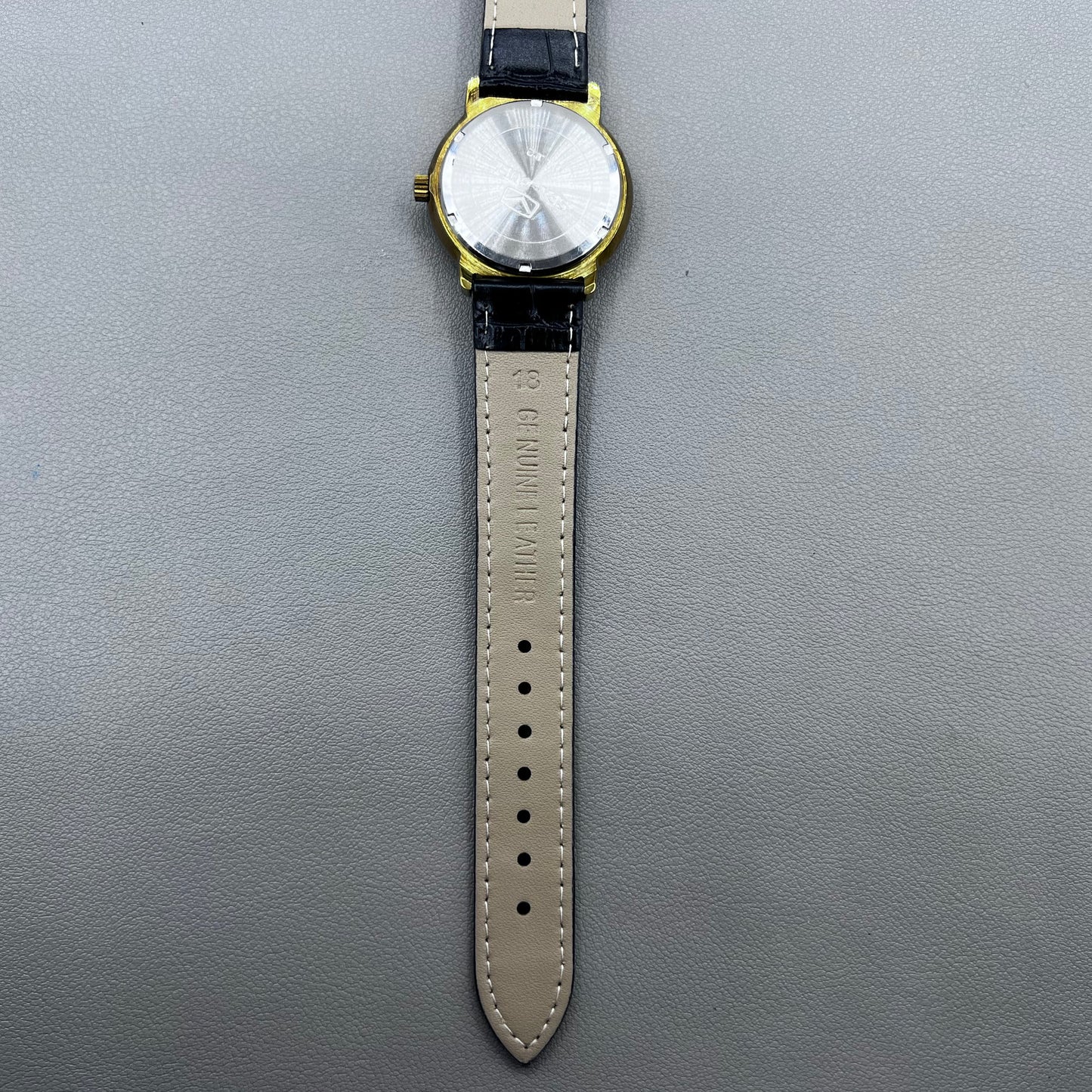 35mm Black Strap Round Golden Case Golden Dial Tianjin Seagull Manual Mechanical Watch