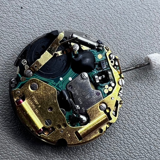 Golden Plated White Disk ISA 8271 Date@6 Quartz Movement Multifunctional