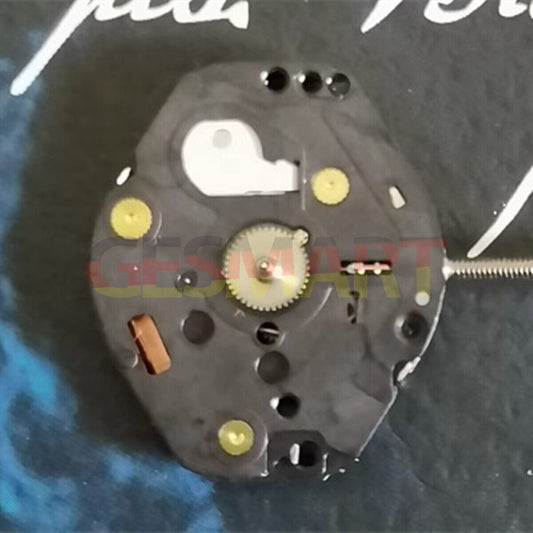 Orient HY520 quartz watch movement with 3 hands, no jewels or calendar, for precise timekeeping.
