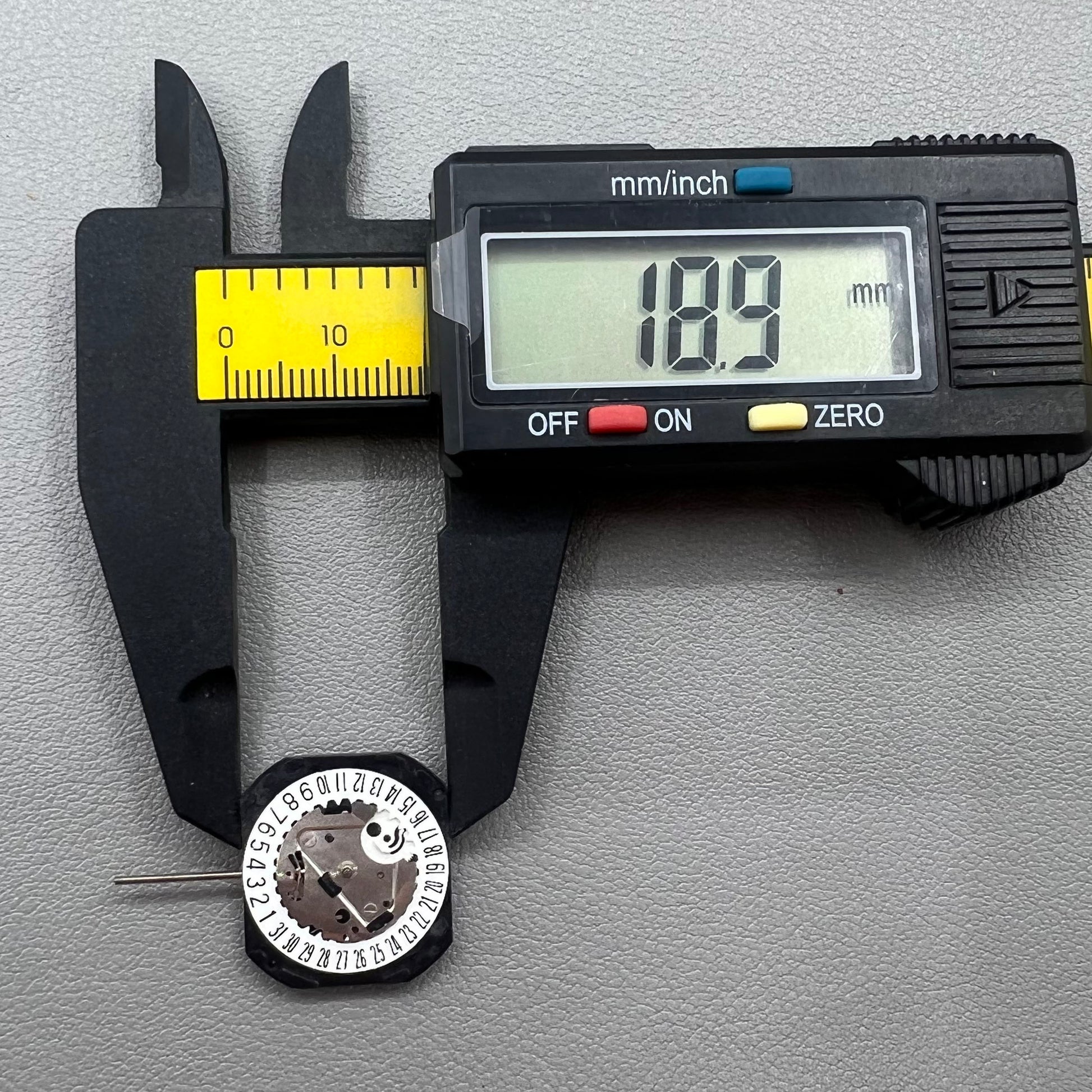 Japan Hattori VX29 quartz watch movement with 2 hands for precise timekeeping in accessories.