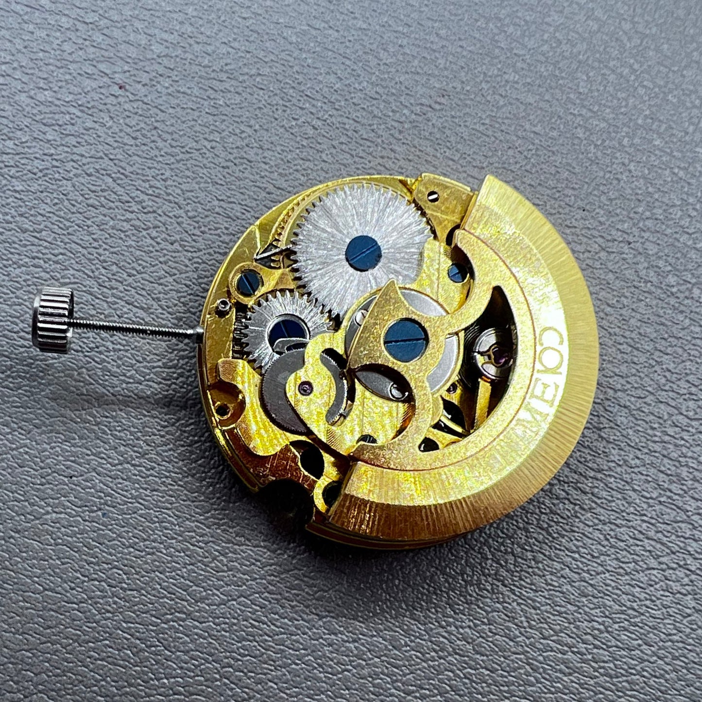 Golden Dandong 7120 Hollow Mechanical Movement