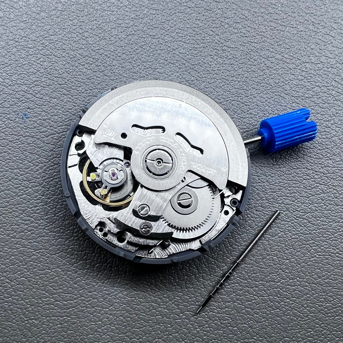Seiko NH39A automatic watch movement showcasing precise craftsmanship and reliable timekeeping.