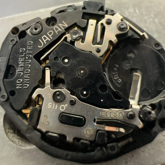 Hattori Epson TMI PC23 quartz watch movement with moon phase, Japan-made precision for watch accessories.