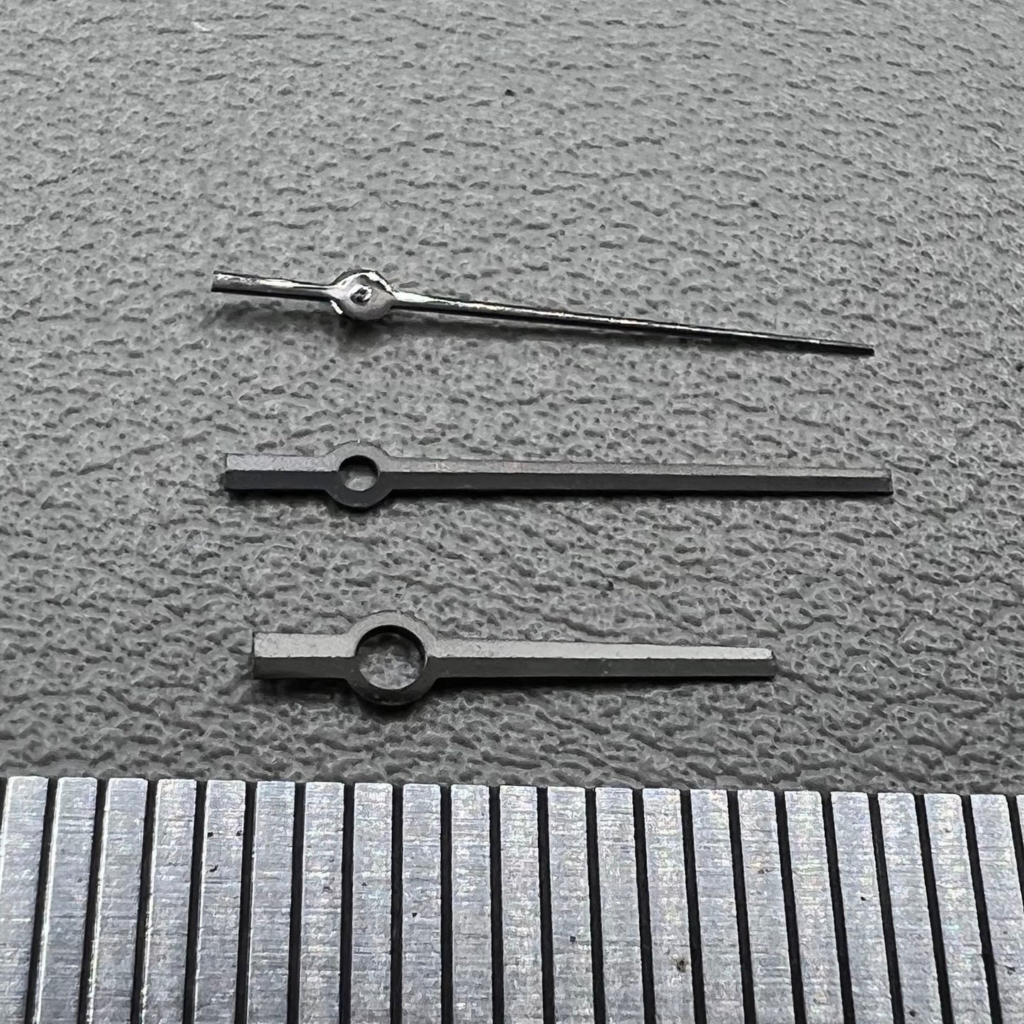 2 Sets Modified 12.5mm Black Square Pointed No Lume Hands for NH35/36 NH38 NH72