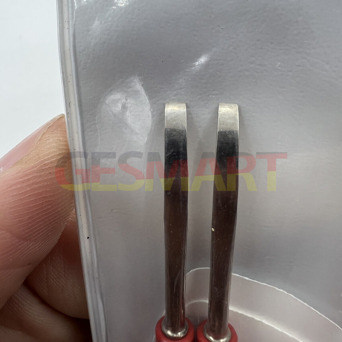 Horotec MSA05.013 hand levers with 3mm tips, ideal for precise wristwatch repairs and adjustments.