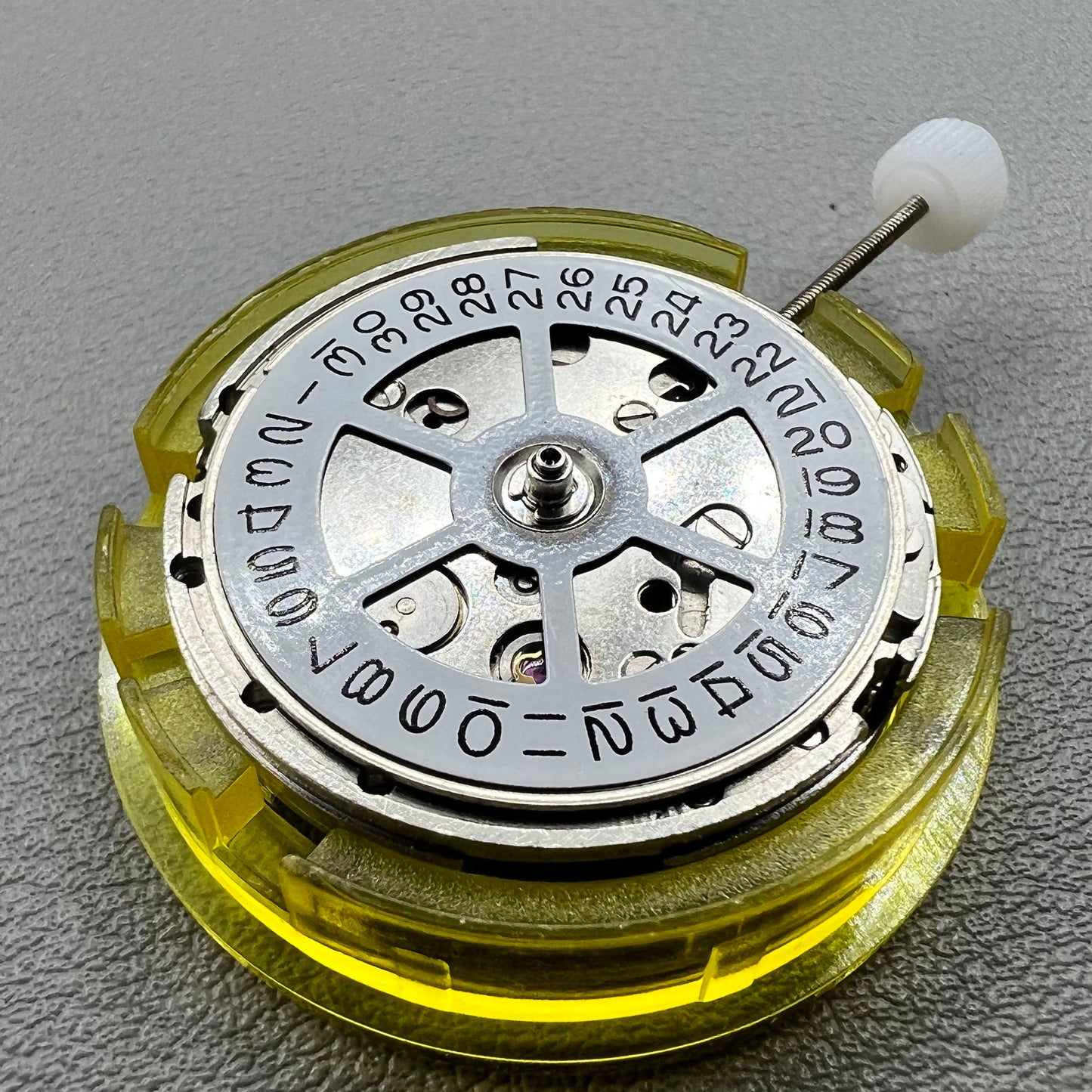 Silver China 2813 8205 watch accessory showcasing automatic mechanical movement with single calendar at 3 o?clock slot.
