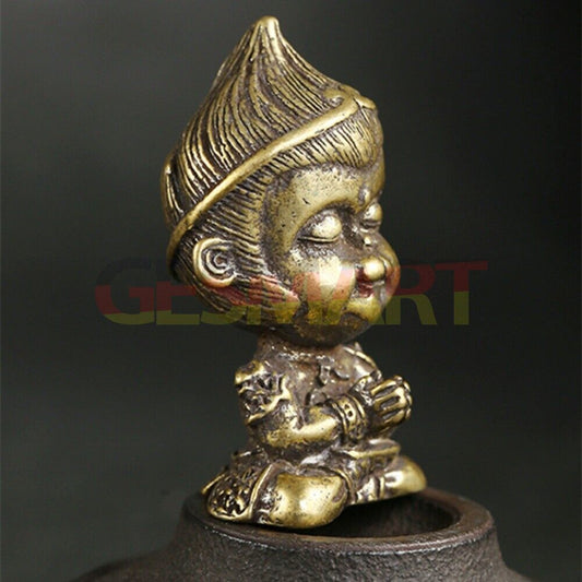 Solid copper Sun WuKong trinket, vintage hand-carved bronze figurine, detailed craftsmanship.