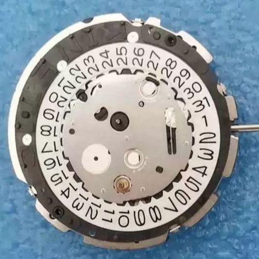 Seiko 7L22A quartz watch part, original Japan-made replacement for precise timekeeping.