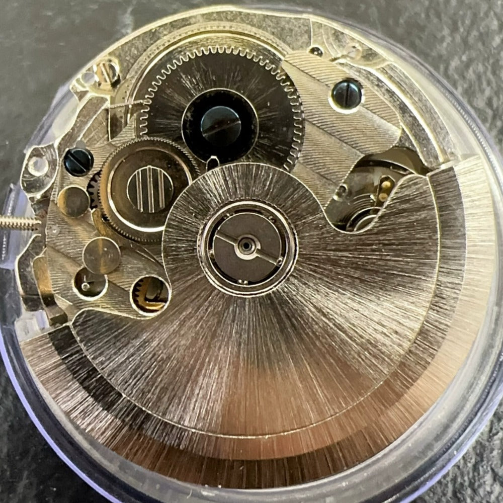 China Made Silber 2240 Automatik Mechanisch 2 Zeiger Kleine Sekunde Einzelkalender