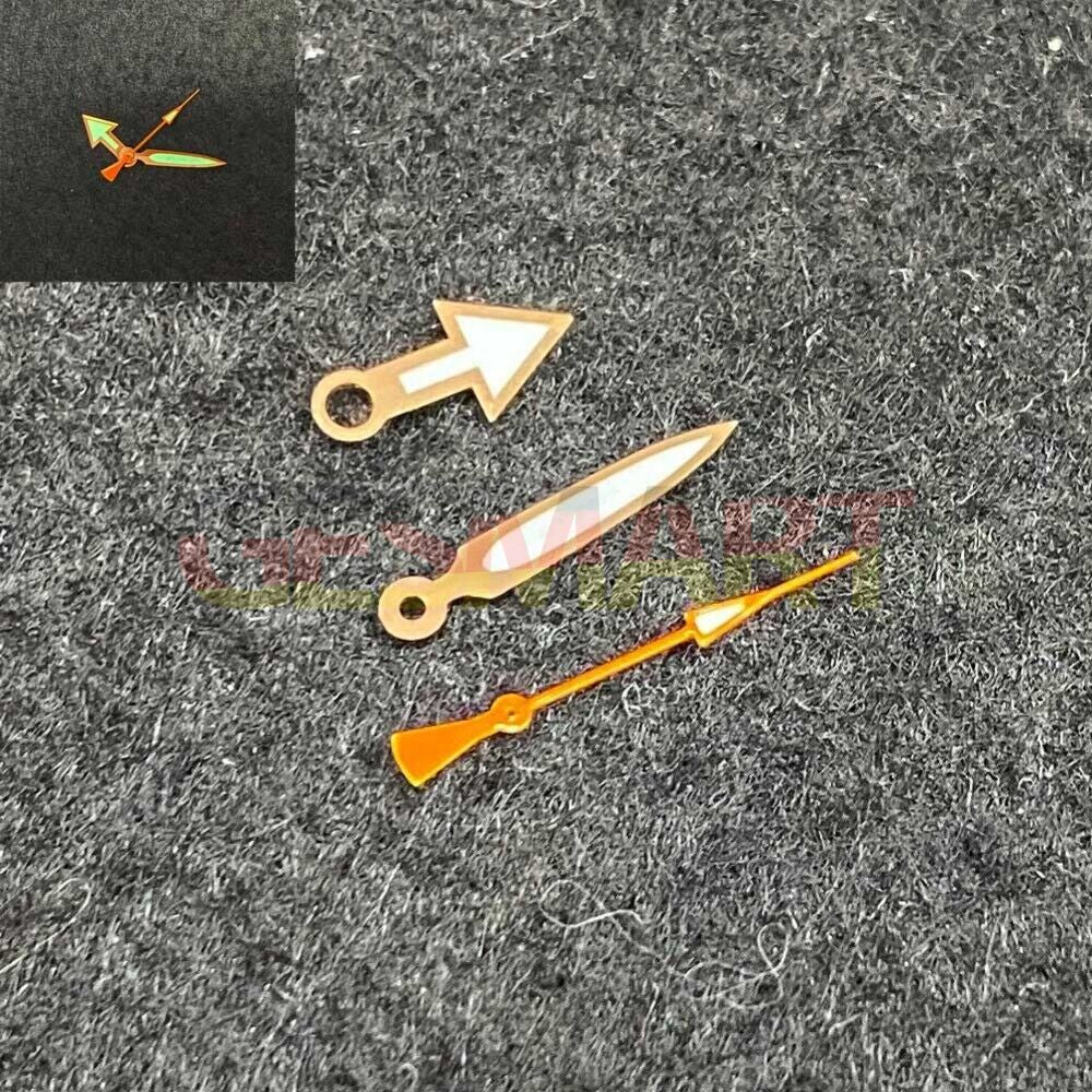 Green luminous golden-trimmed watch hands for NH35/NH36/4R36 SK007, enhancing readability and style.